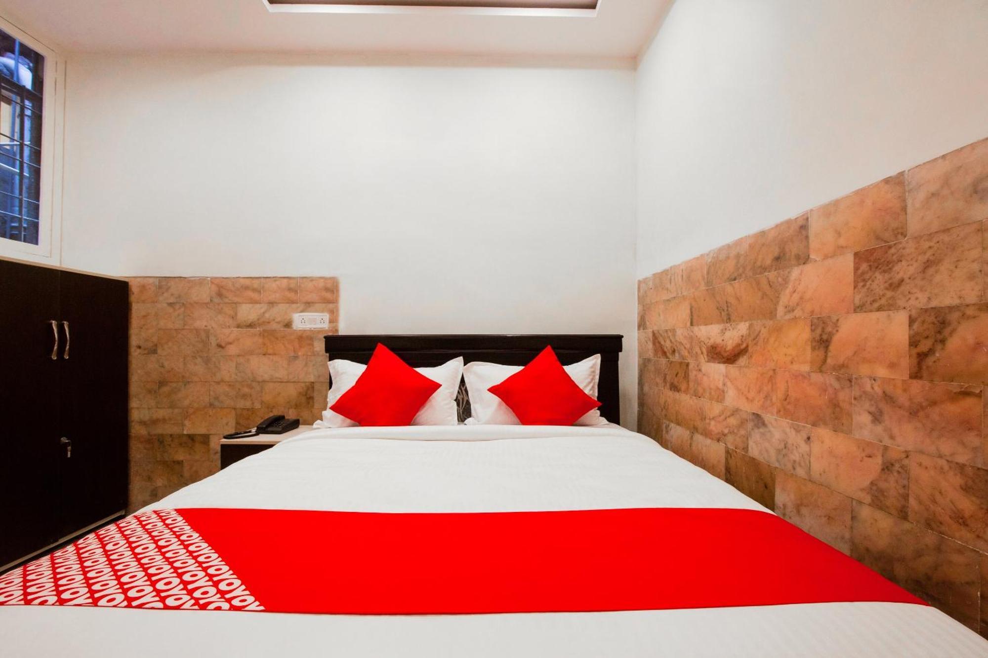 OYO 22907 Hotel Holiday Secundurabad Dış mekan fotoğraf