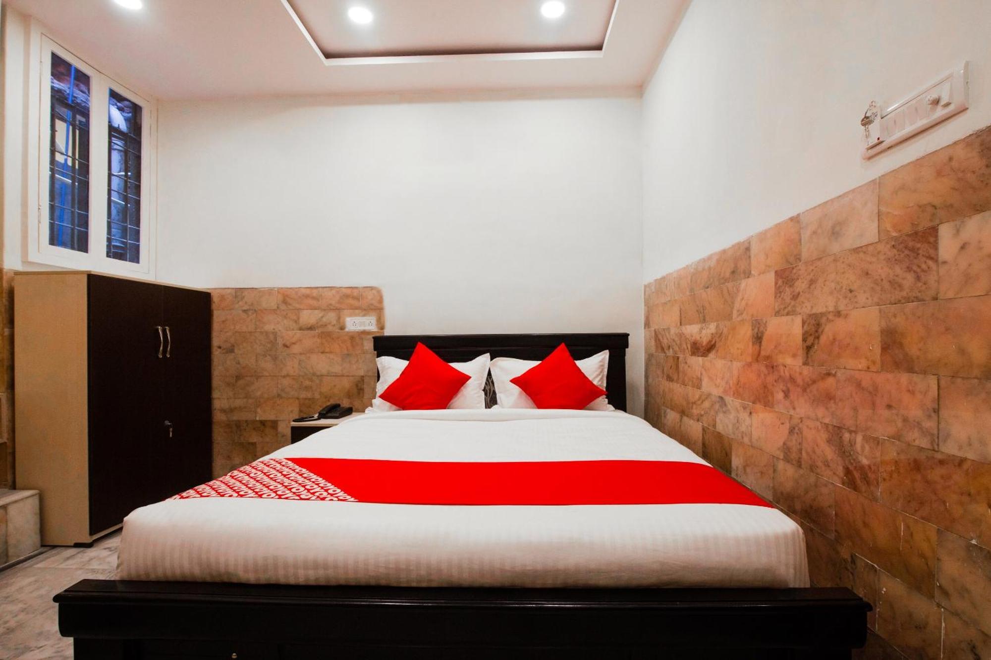 OYO 22907 Hotel Holiday Secundurabad Dış mekan fotoğraf